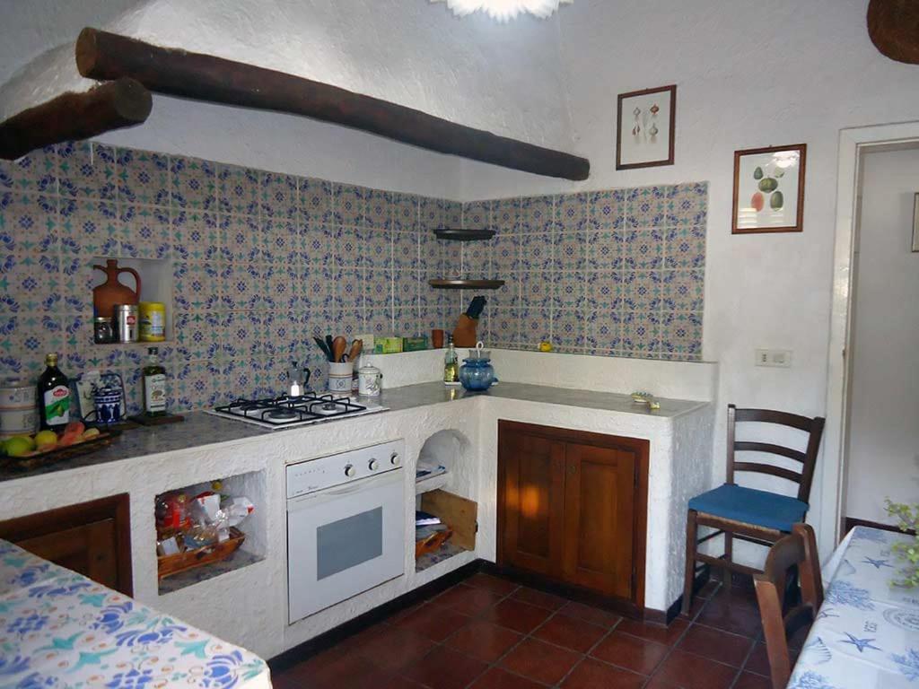 Villa Donatella Leni ภายนอก รูปภาพ