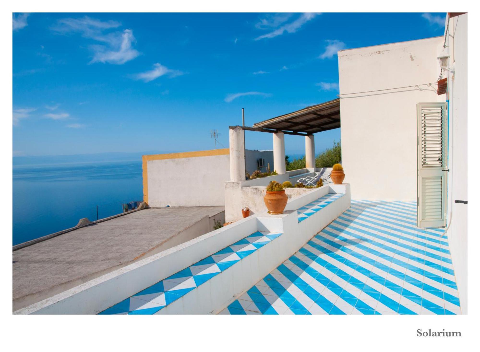 Villa Donatella Leni ภายนอก รูปภาพ